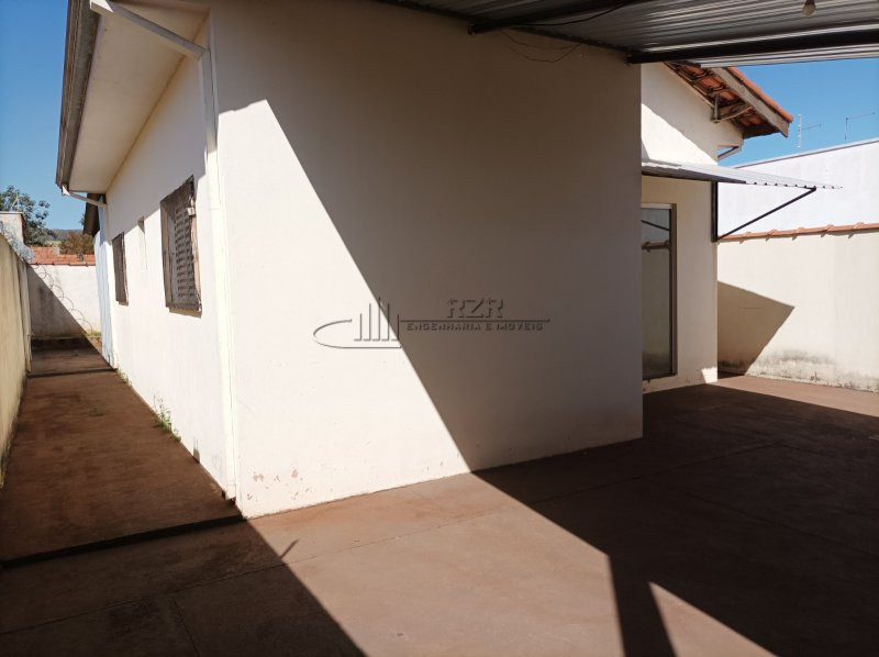 Casa à venda  no Jd. Paulista - Luís Antônio, SP. Imóveis
