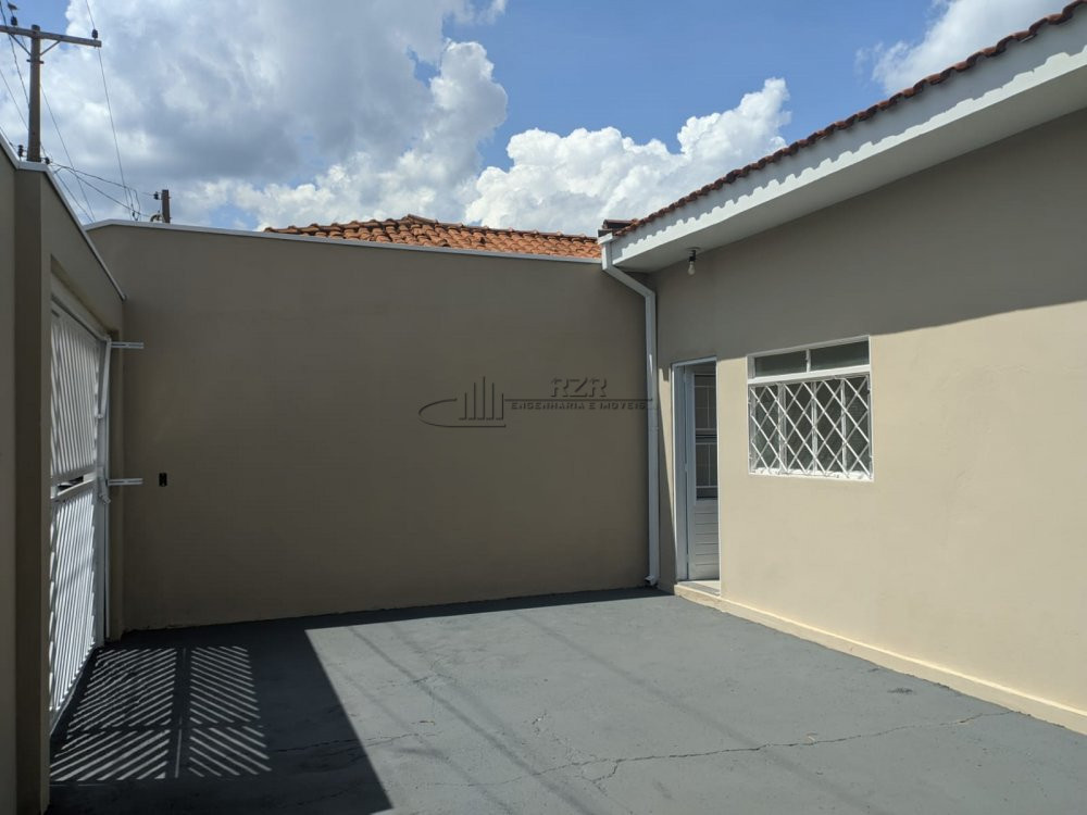 Casa à venda  no Jd. Santa Ana - Luís Antônio, SP. Imóveis