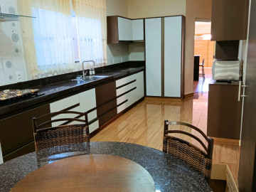 Casa Alto Padrão - Venda - Jardim América - Luís Antônio - SP